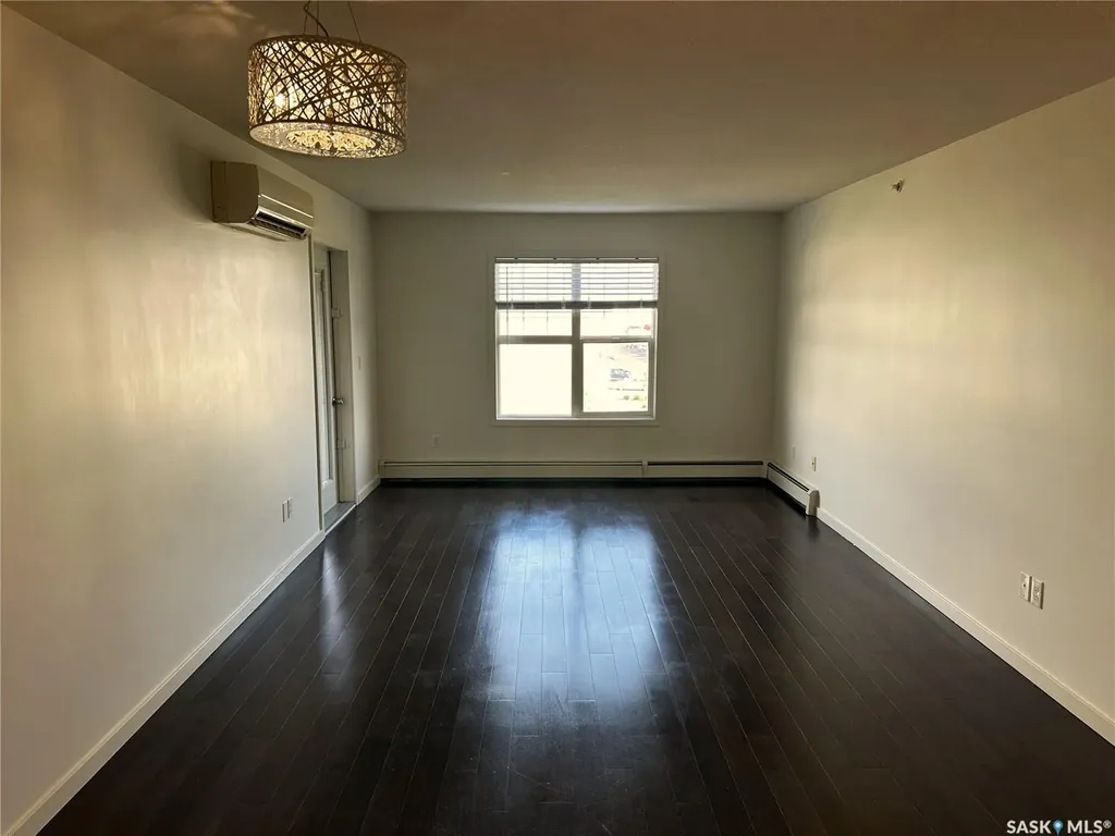 1640 Dakota Drive Regina SK S4Z 0A4