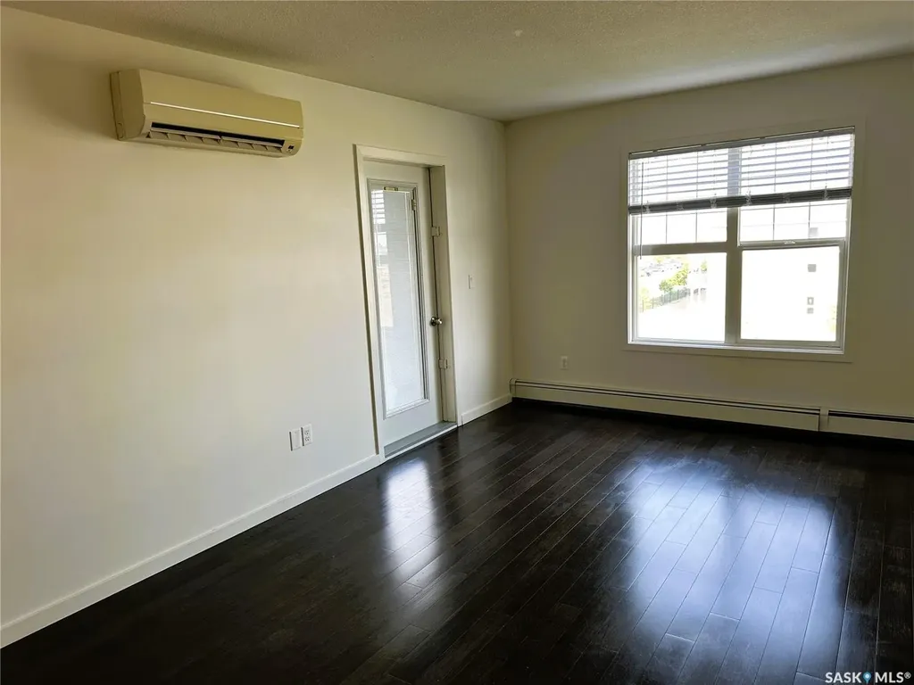 1640 Dakota Drive Regina SK S4Z 0A4