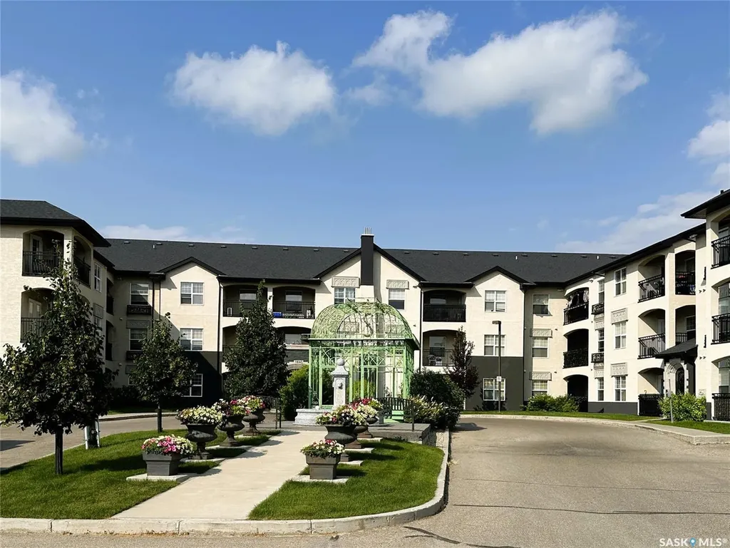 1640 Dakota Drive Regina SK S4Z 0A4