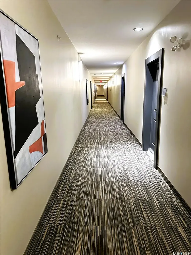 1640 Dakota Drive Regina SK S4Z 0A4