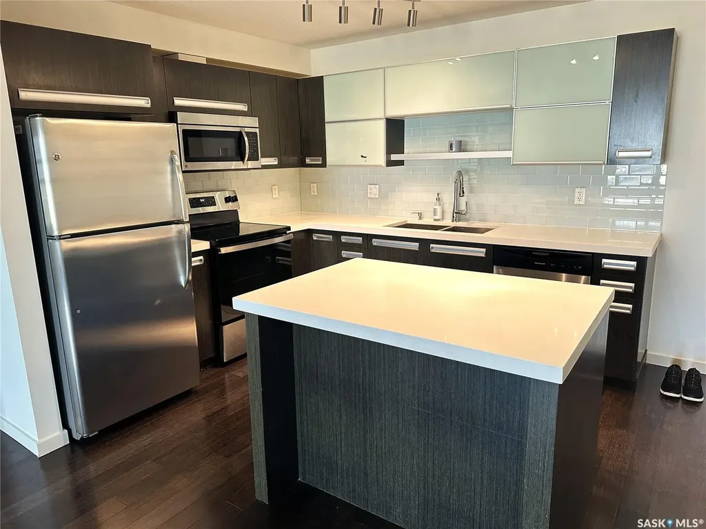 1640 Dakota Drive Regina SK S4Z 0A4