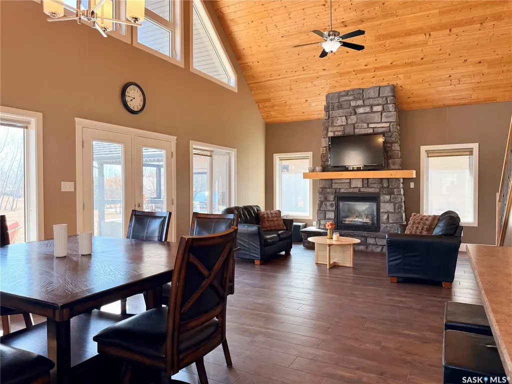 524 Vivian Bay Coteau Rm No. 255 SK S0L 0G0