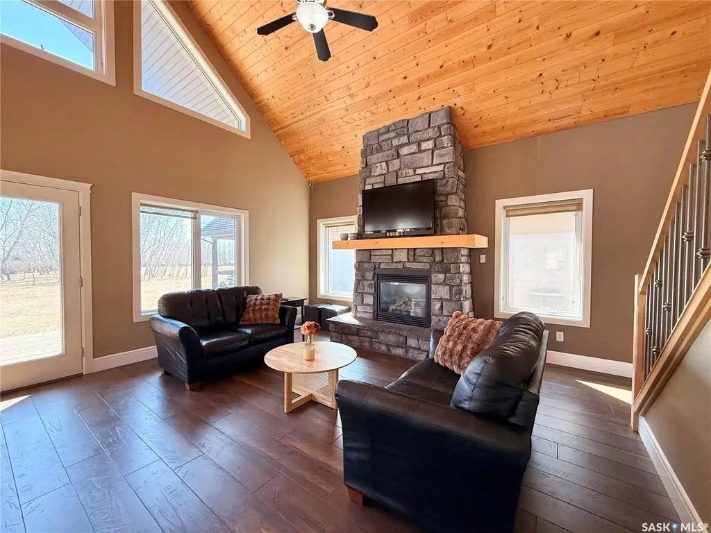 524 Vivian Bay Coteau Rm No. 255 SK S0L 0G0