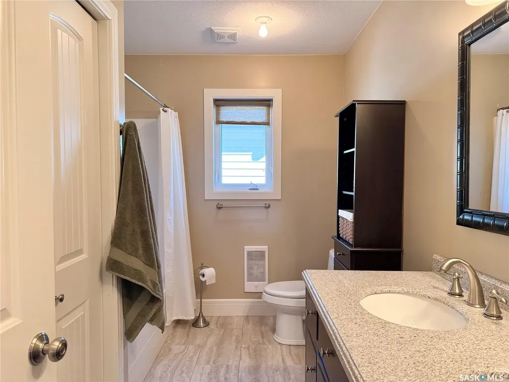 524 Vivian Bay Coteau Rm No. 255 SK S0L 0G0