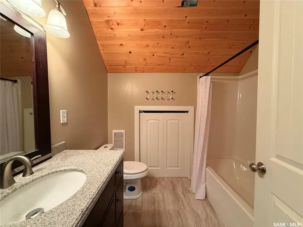 524 Vivian Bay Coteau Rm No. 255 SK S0L 0G0