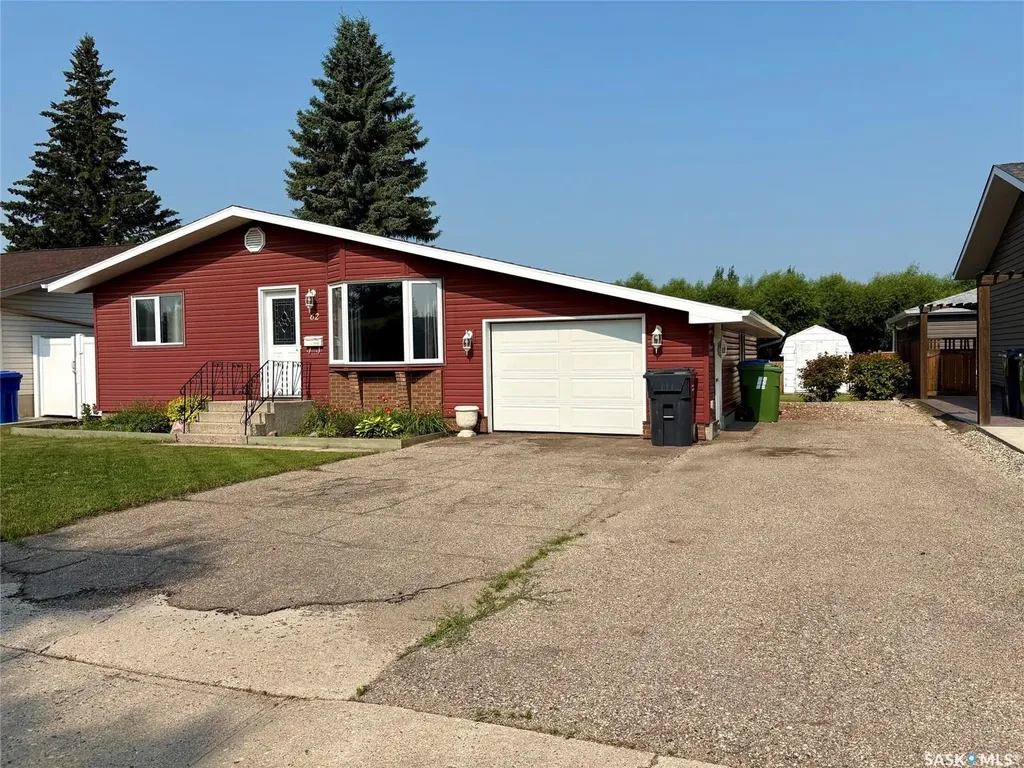 62 Canwood Crescent Yorkton SK S3N 2T7