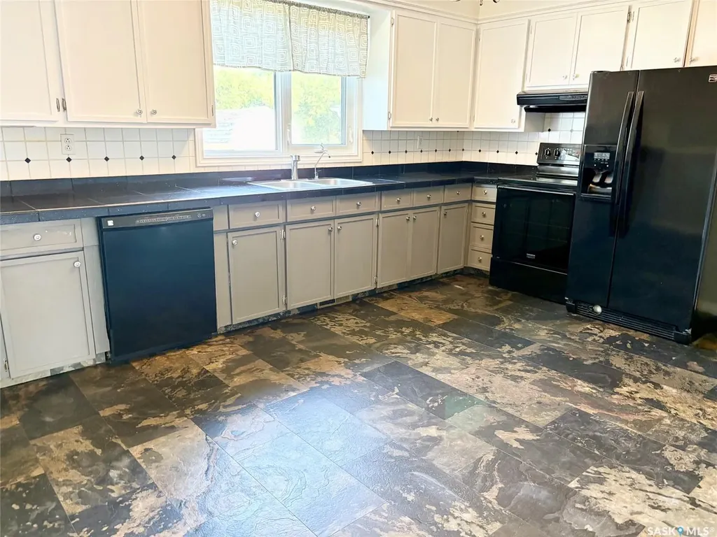 62 Canwood Crescent Yorkton SK S3N 2T7