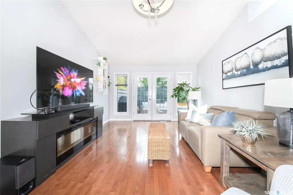 323 Peters Cove Saskatoon SK S7N 4T5