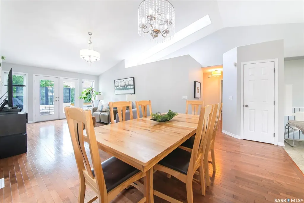 323 Peters Cove Saskatoon SK S7N 4T5