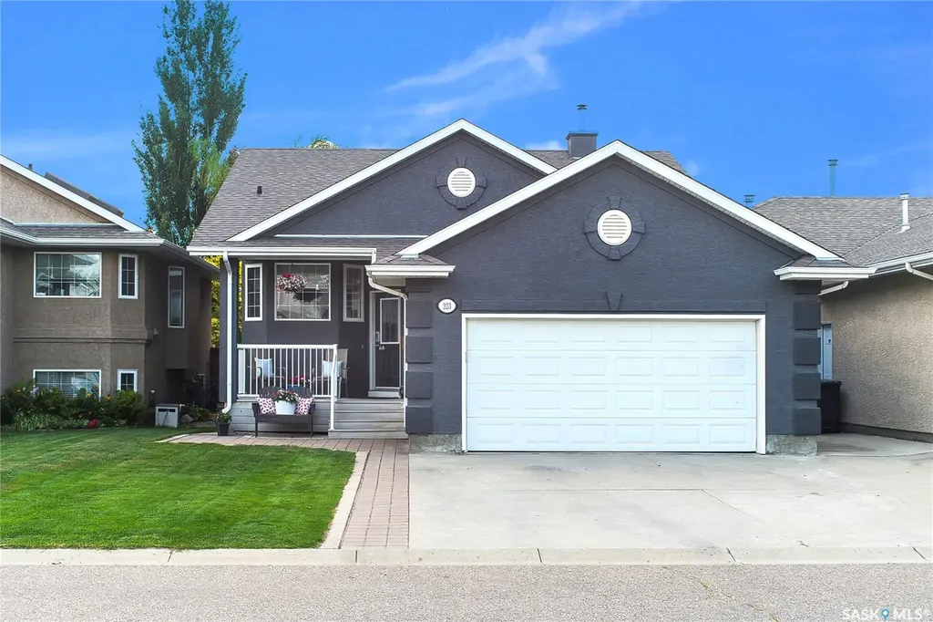 323 Peters Cove Saskatoon SK S7N 4T5