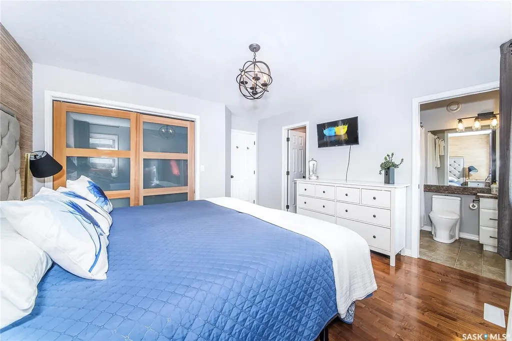 323 Peters Cove Saskatoon SK S7N 4T5