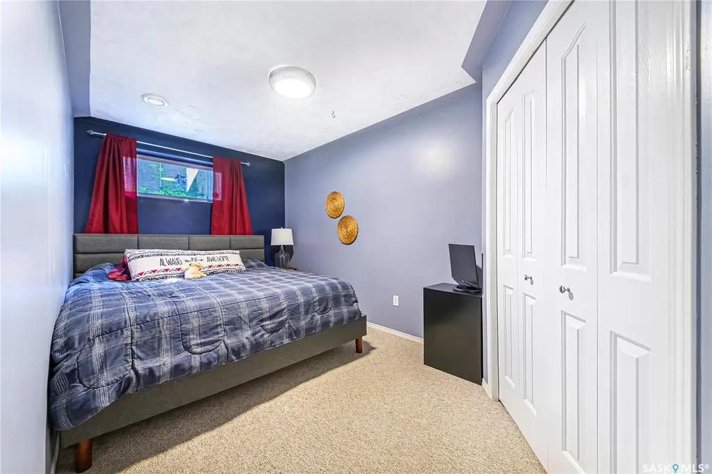 323 Peters Cove Saskatoon SK S7N 4T5