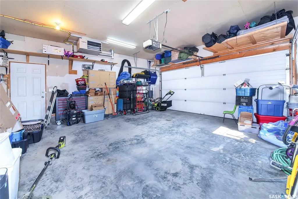 323 Peters Cove Saskatoon SK S7N 4T5