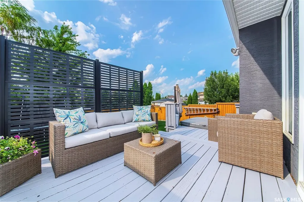 323 Peters Cove Saskatoon SK S7N 4T5