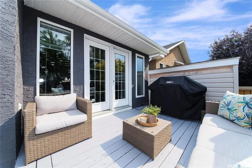 323 Peters Cove Saskatoon SK S7N 4T5
