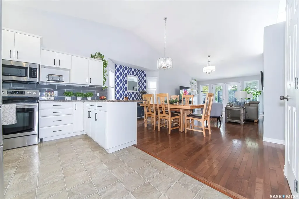 323 Peters Cove Saskatoon SK S7N 4T5