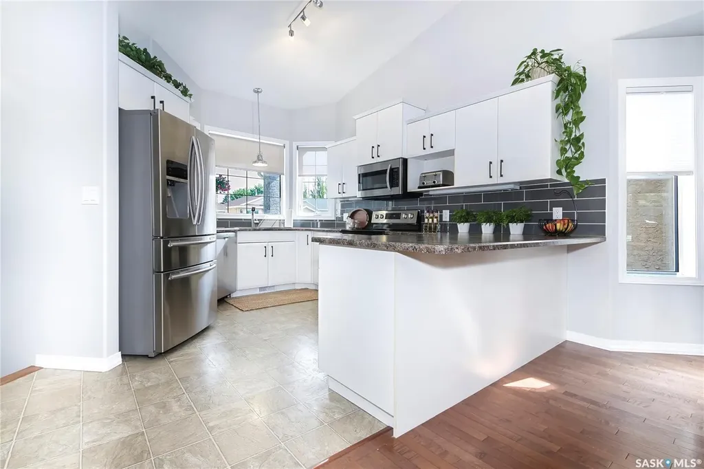323 Peters Cove Saskatoon SK S7N 4T5