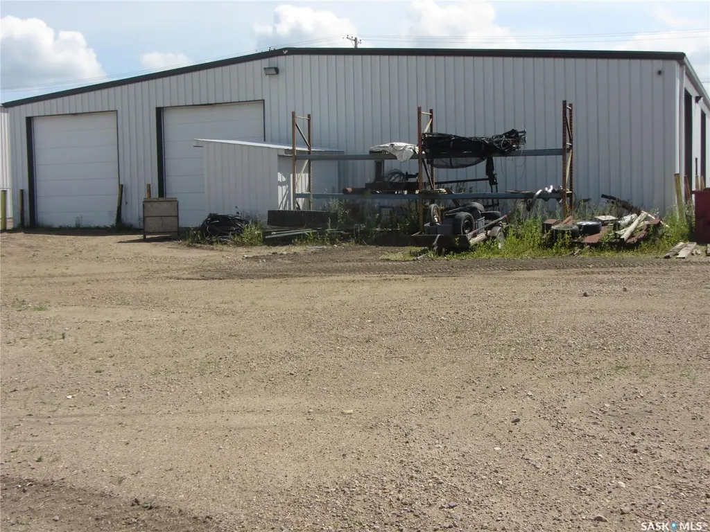 501 9th Street N Martensville SK S0K 1E0