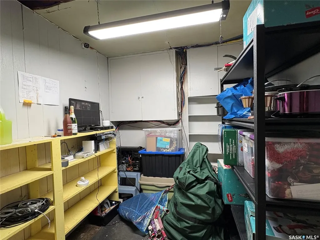 105 5th Avenue Hodgeville SK S0H 2B0