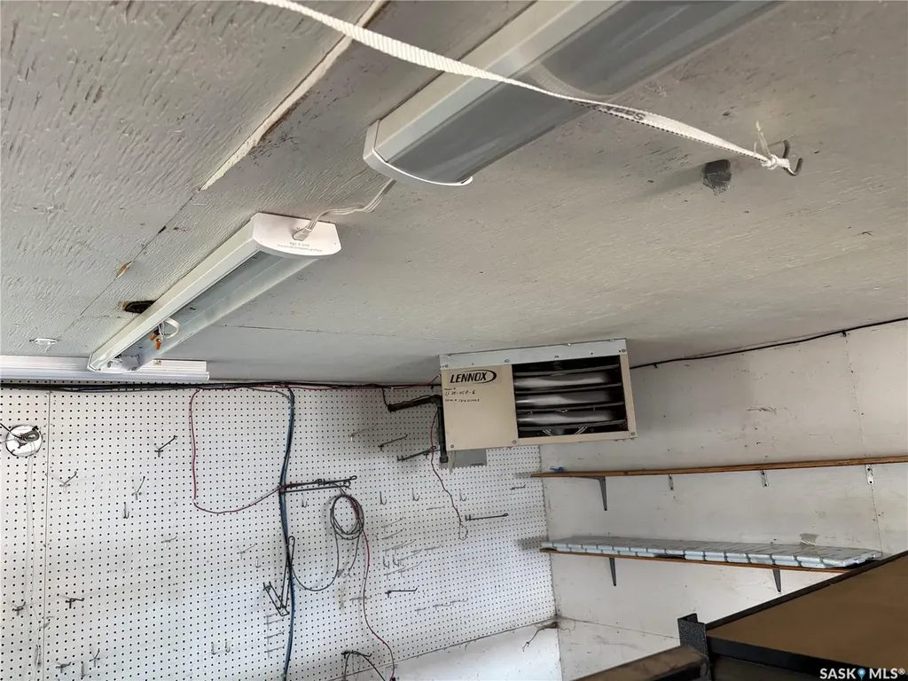 105 5th Avenue Hodgeville SK S0H 2B0