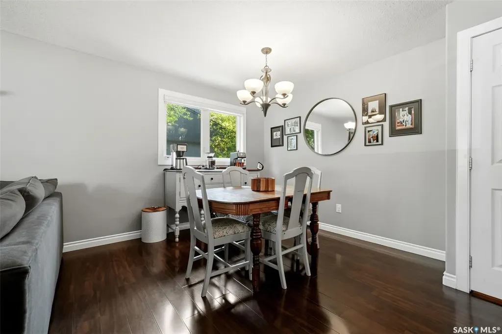 1413 Shannon Road Regina SK S4S 5L4