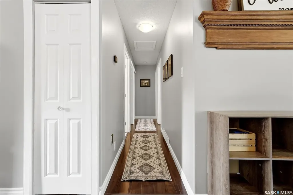 1413 Shannon Road Regina SK S4S 5L4