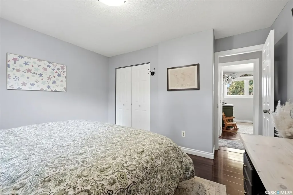 1413 Shannon Road Regina SK S4S 5L4