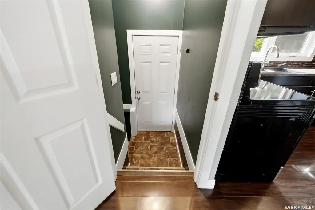 1413 Shannon Road Regina SK S4S 5L4