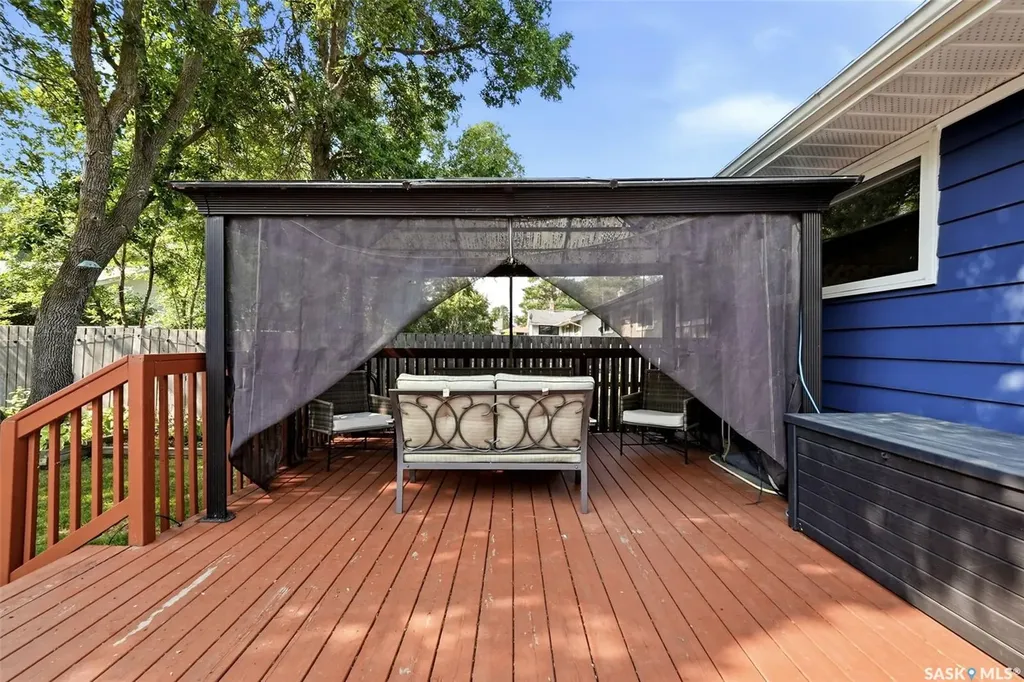 1413 Shannon Road Regina SK S4S 5L4