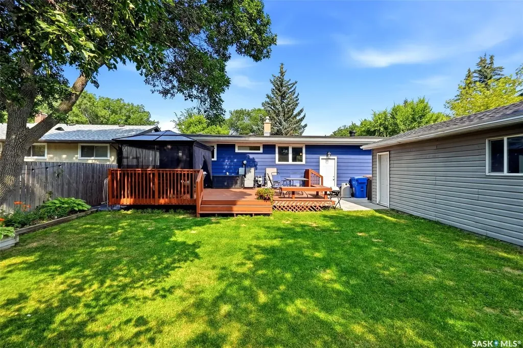 1413 Shannon Road Regina SK S4S 5L4