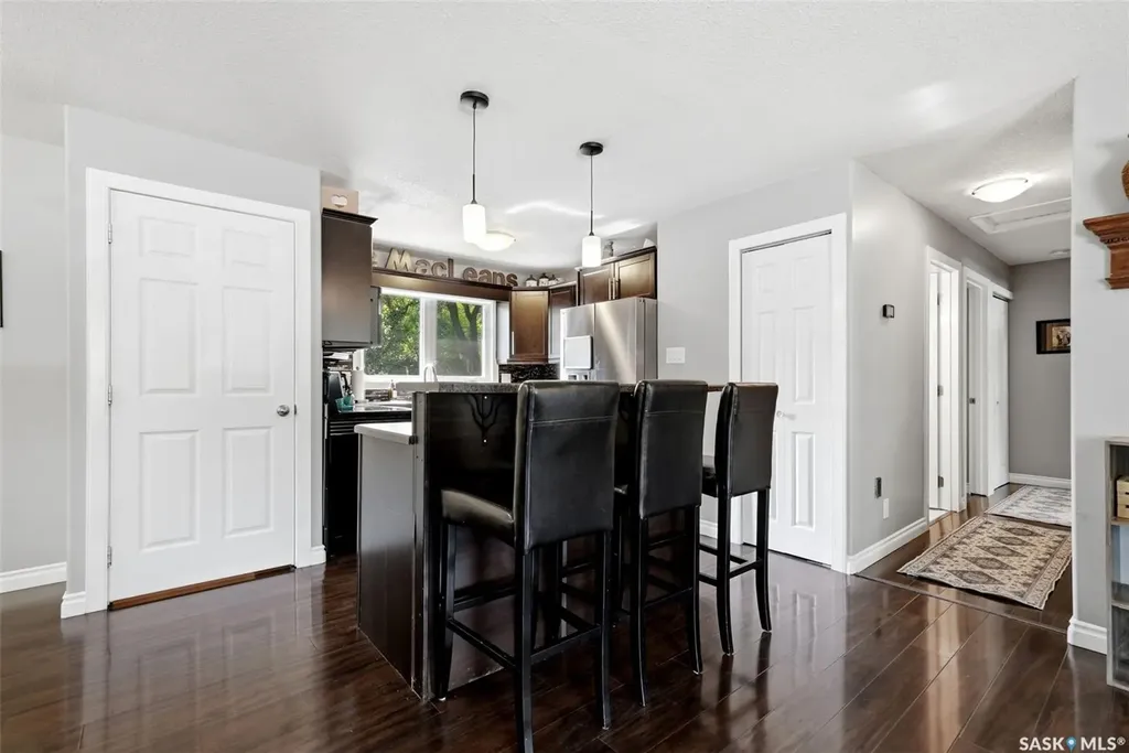 1413 Shannon Road Regina SK S4S 5L4