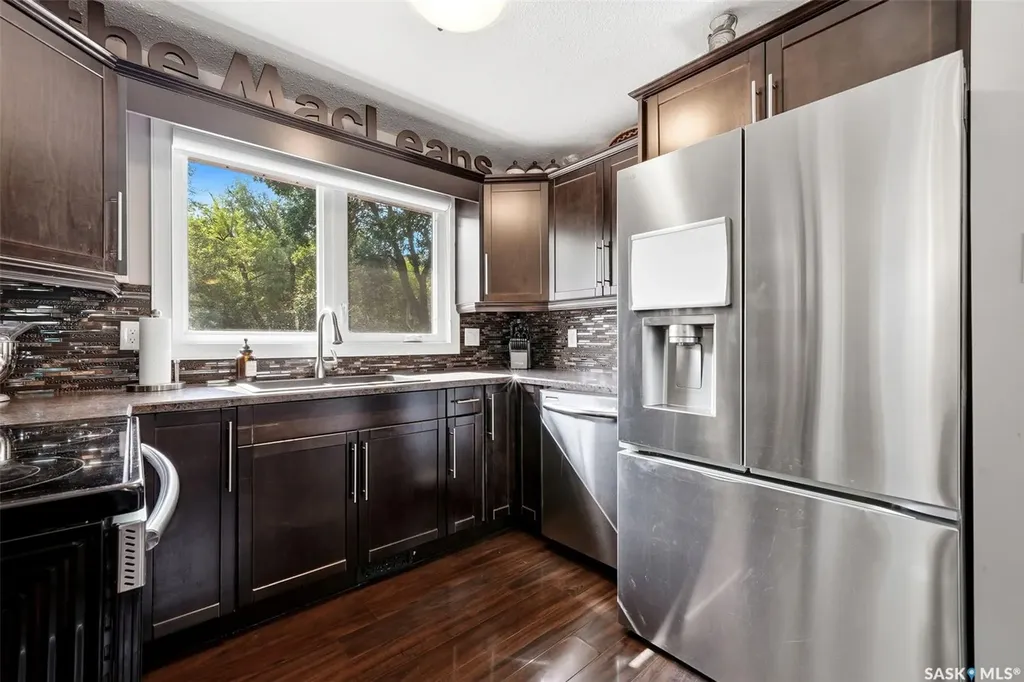 1413 Shannon Road Regina SK S4S 5L4