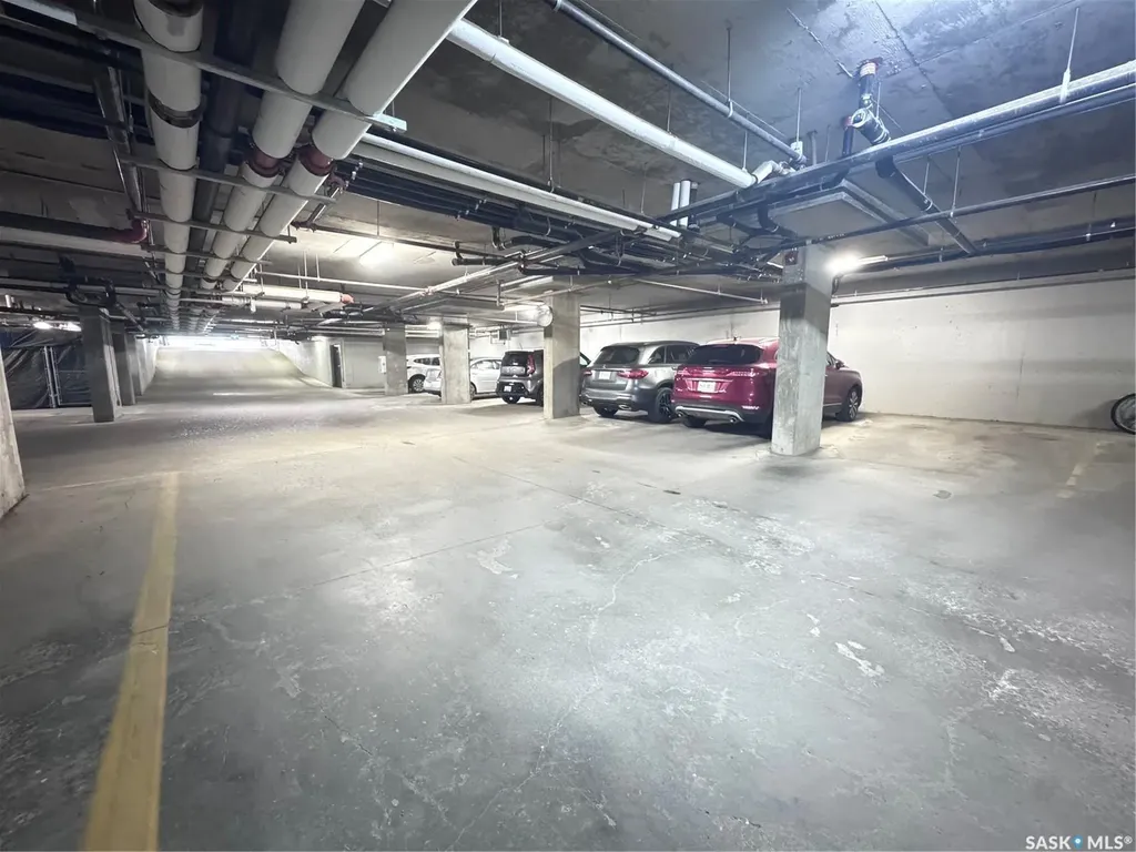 5301 Universal Crescent Regina SK S4W 0L2
