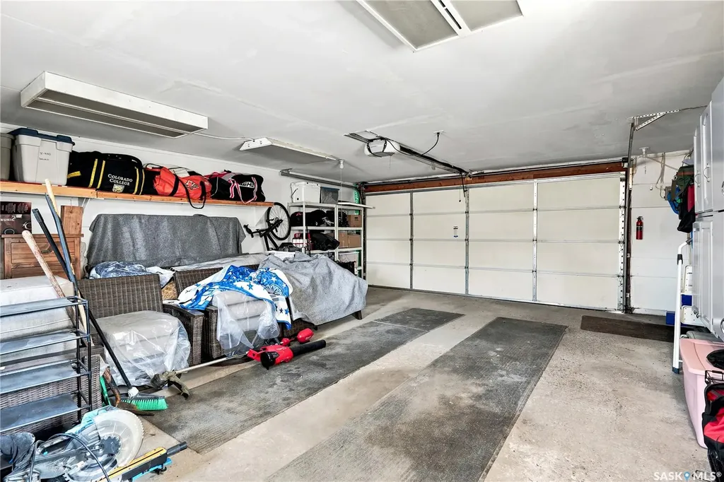 1607 Alexandra Avenue Saskatoon SK S7K 3C4