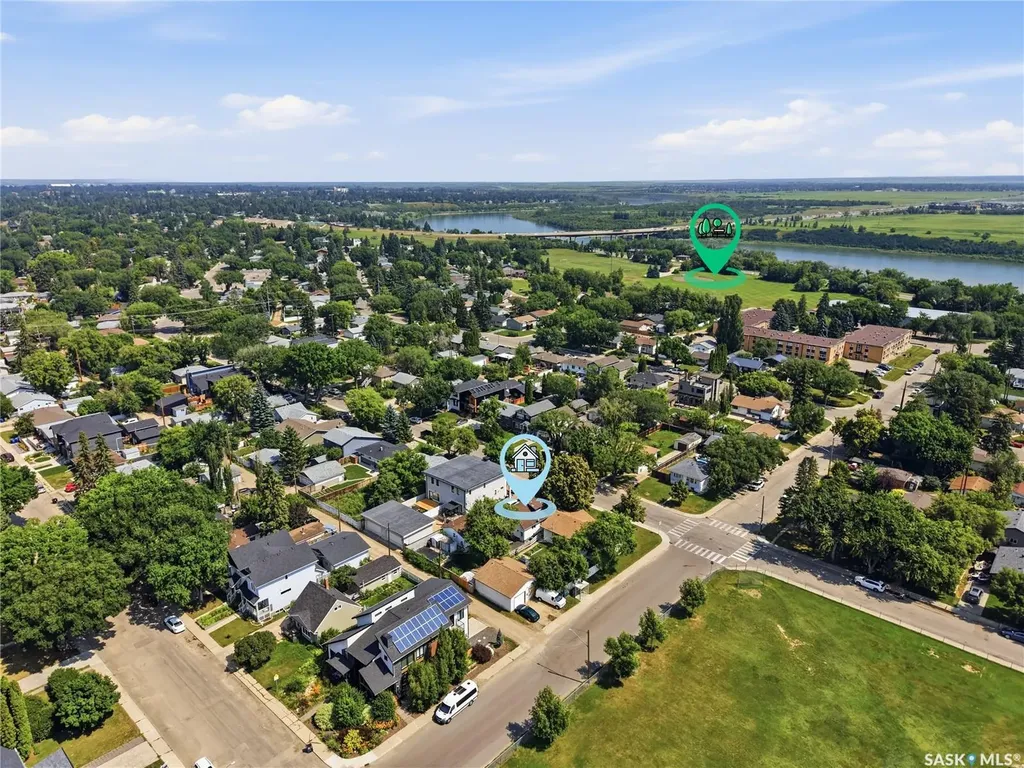 1607 Alexandra Avenue Saskatoon SK S7K 3C4
