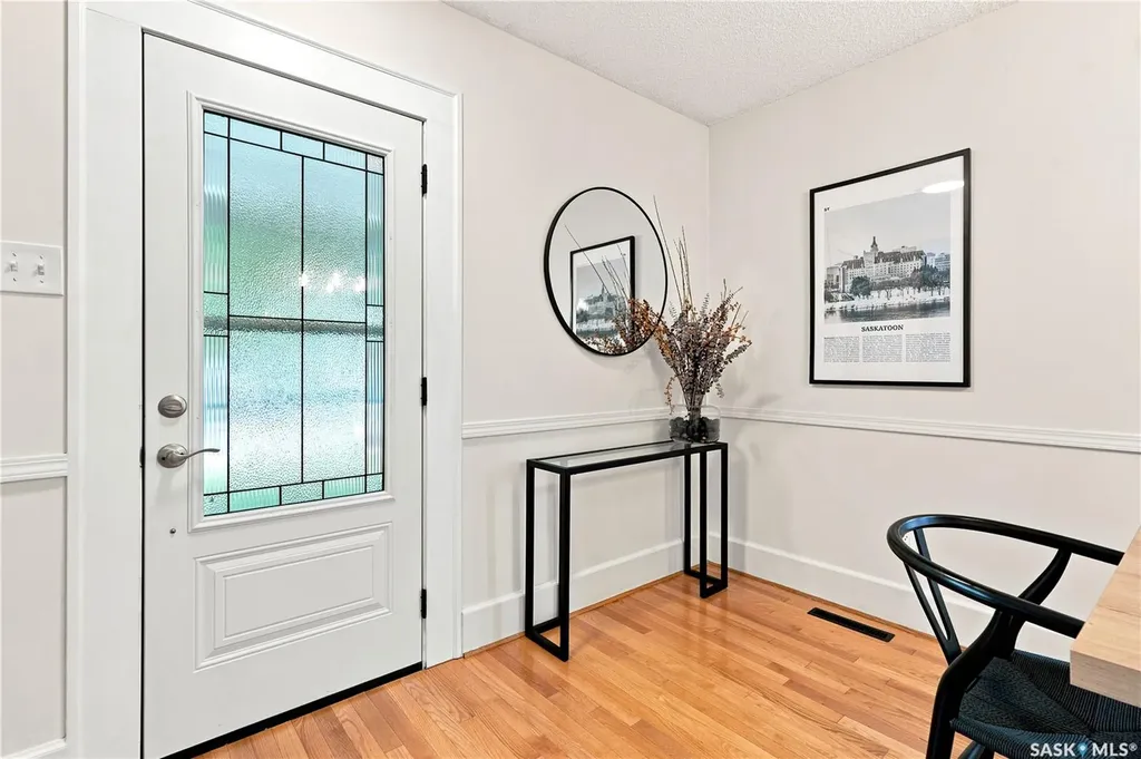 1607 Alexandra Avenue Saskatoon SK S7K 3C4