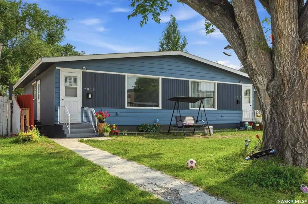 2814-2816 7th Street E Saskatoon SK S7H 1B3