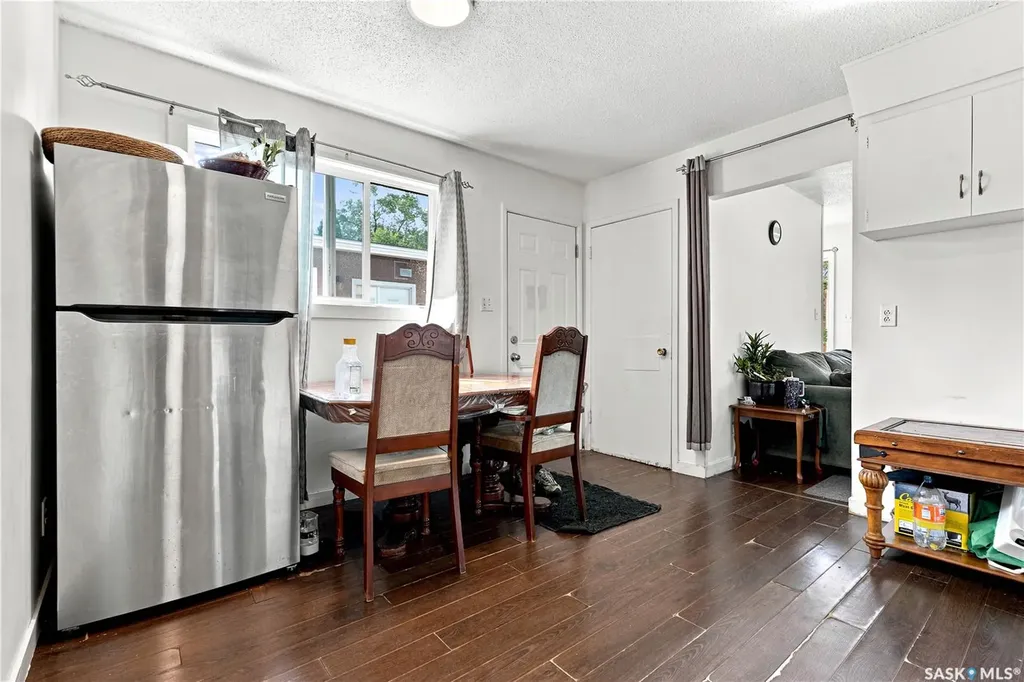 2814-2816 7th Street E Saskatoon SK S7H 1B3
