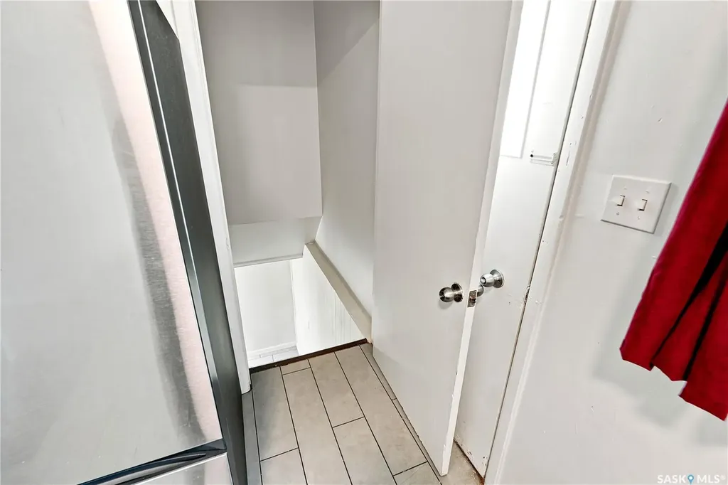 2814-2816 7th Street E Saskatoon SK S7H 1B3