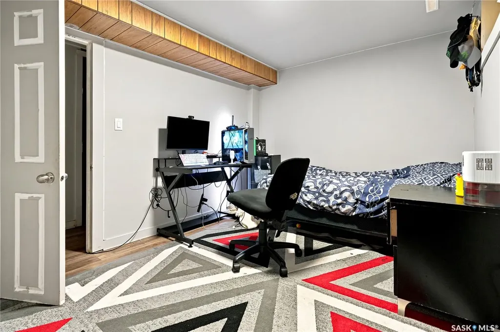 2814-2816 7th Street E Saskatoon SK S7H 1B3