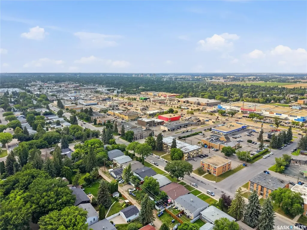 2814-2816 7th Street E Saskatoon SK S7H 1B3