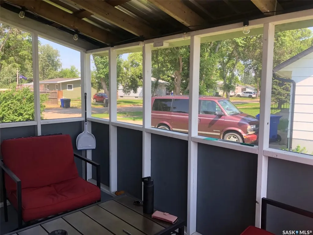 244 Northern Avenue Canora SK S0A 0L0