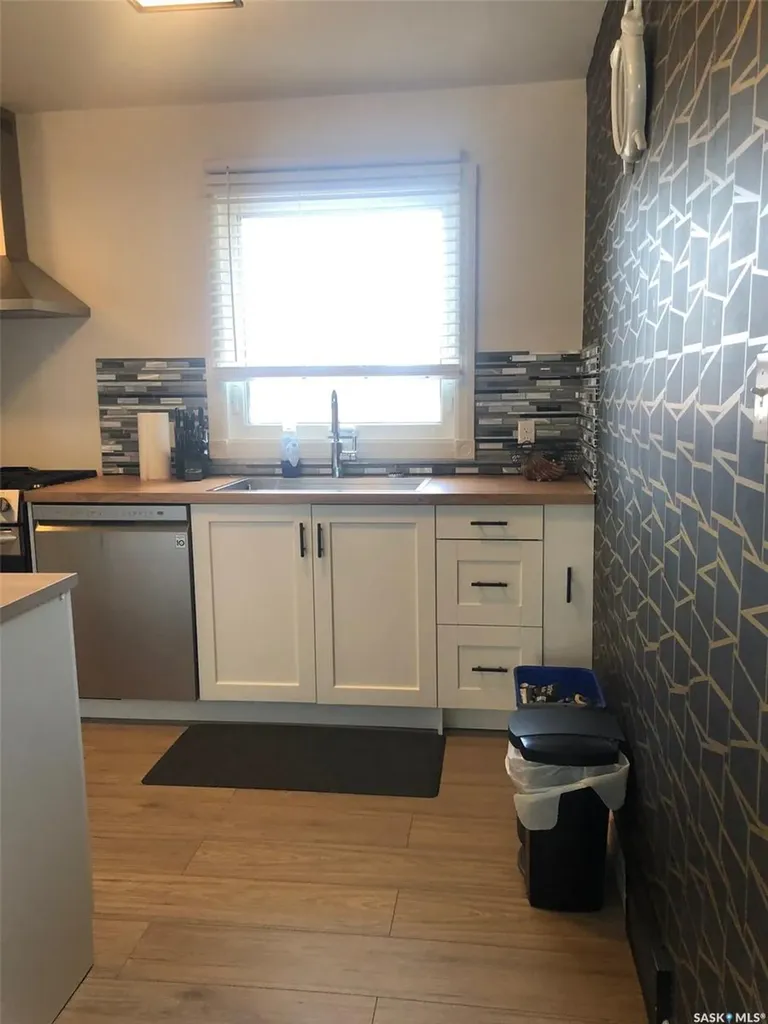 244 Northern Avenue Canora SK S0A 0L0