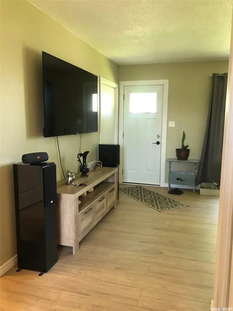 244 Northern Avenue Canora SK S0A 0L0