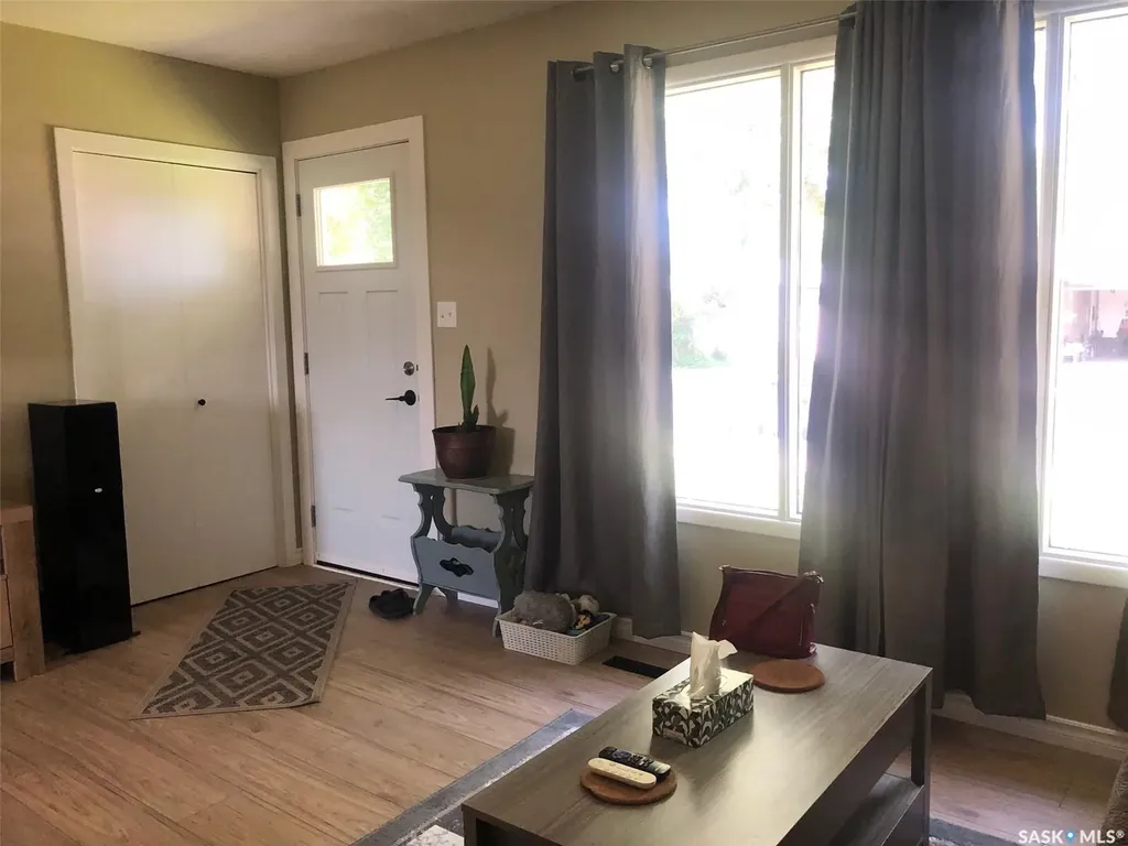 244 Northern Avenue Canora SK S0A 0L0