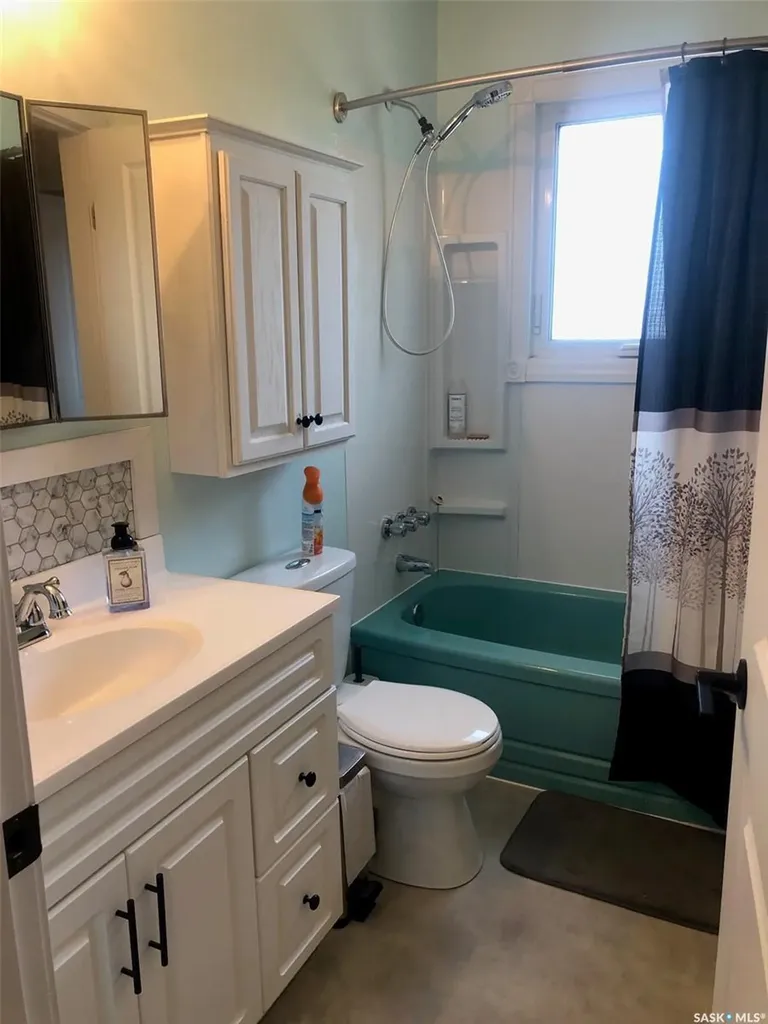 244 Northern Avenue Canora SK S0A 0L0