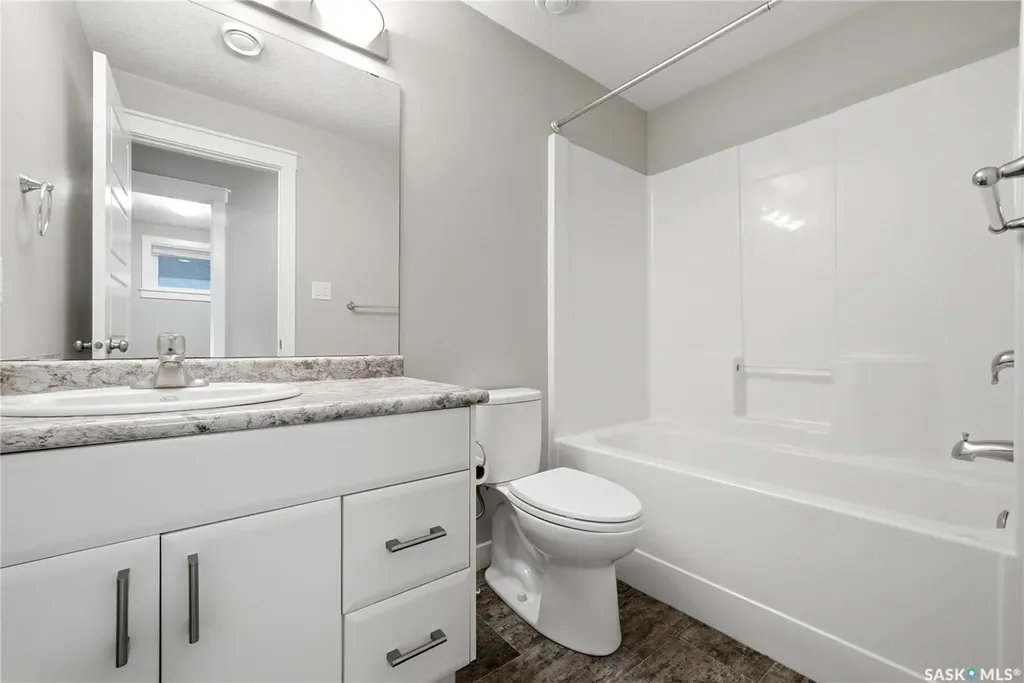 2871 Garnet Street Regina SK S4S 1X1