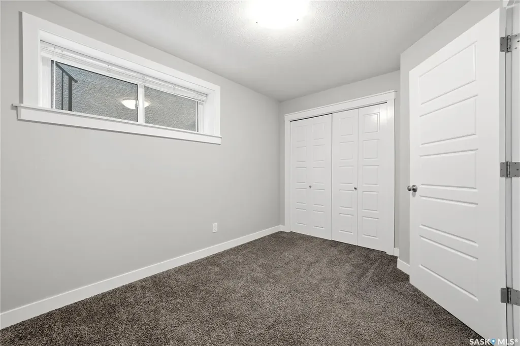 2871 Garnet Street Regina SK S4S 1X1