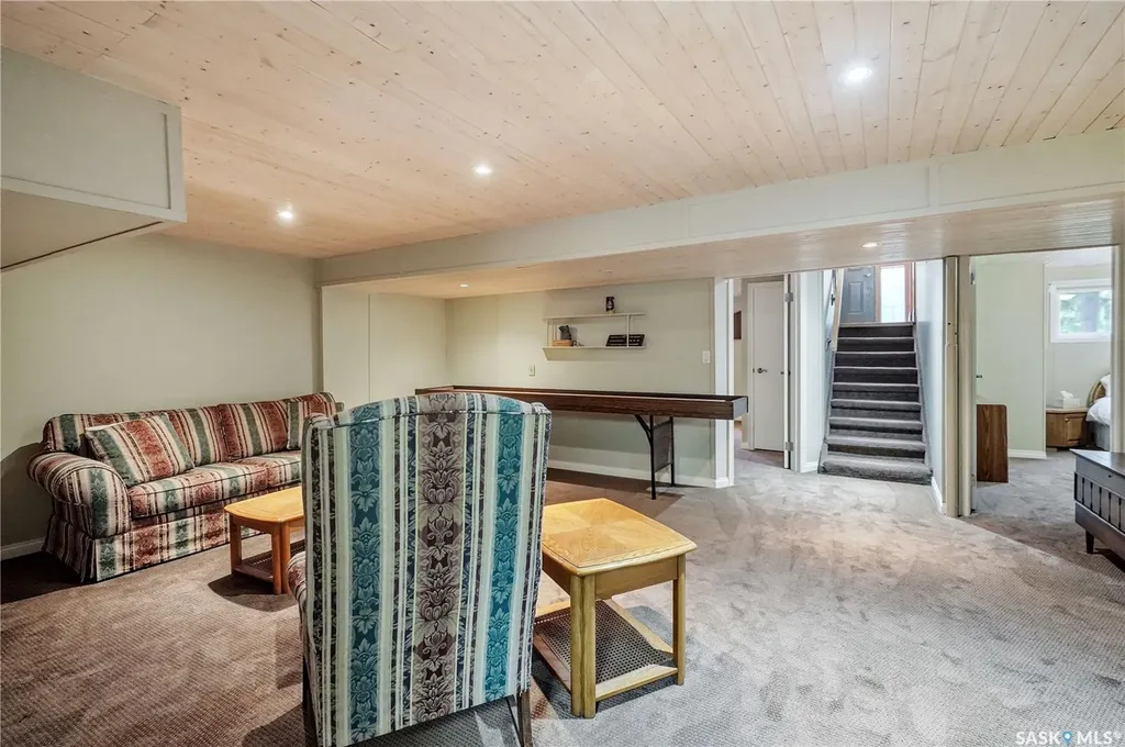 19 Ridgedale Bay White City SK S4L 5B1