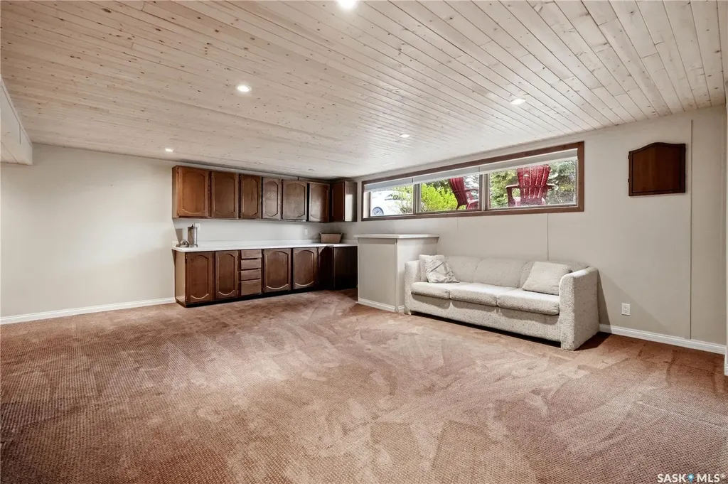 19 Ridgedale Bay White City SK S4L 5B1